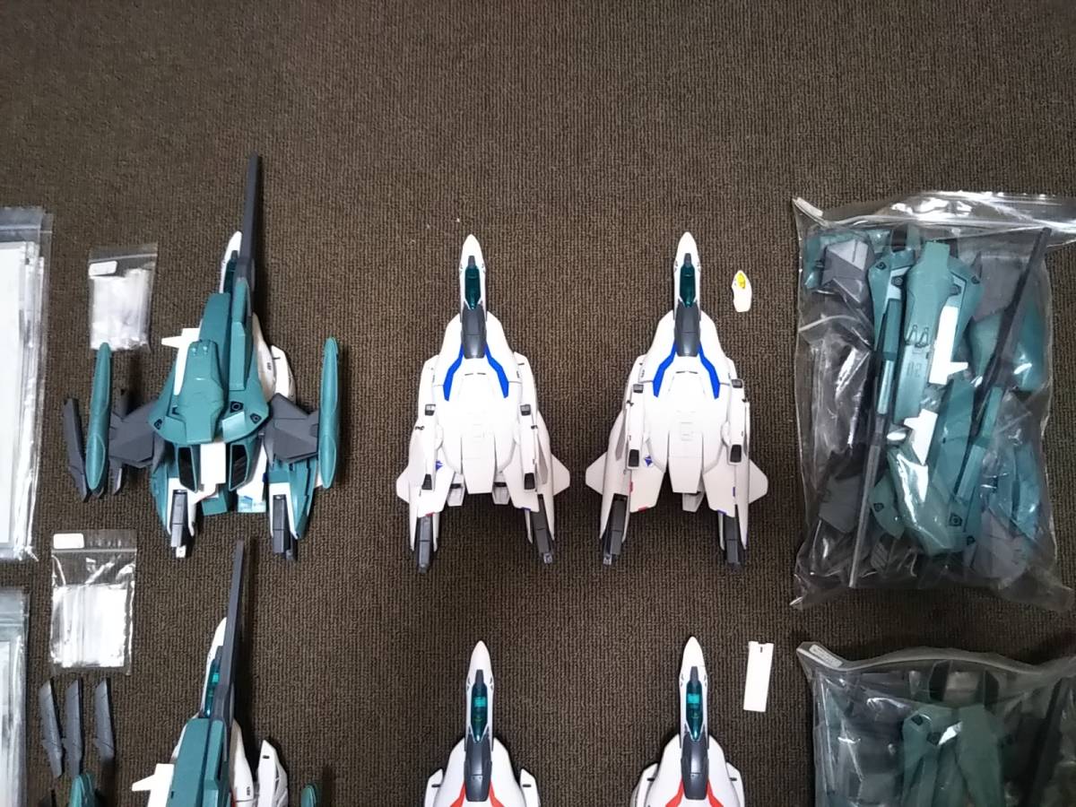 エボリューショントイ マクロス Vf 2ss バルキリー 9機セット の落札情報詳細 ヤフオク落札価格情報 オークフリー スマートフォン版
