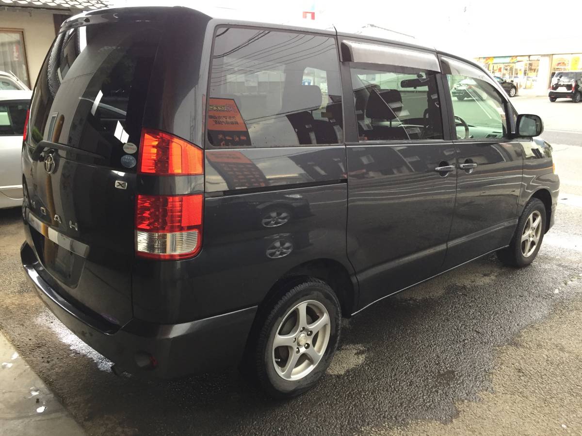 長野発 9616 トヨタ ノア H17年式 走行7万km台 切替4wd 型式 Cba Azr65g イージークローザー 8人乗り 格安 売切 の落札情報詳細 ヤフオク落札価格情報 オークフリー スマートフォン版