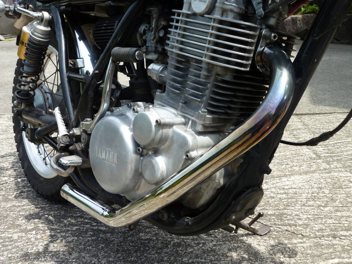 YAMAHA sr400 社外マフラースーパートラップヤマハsr500