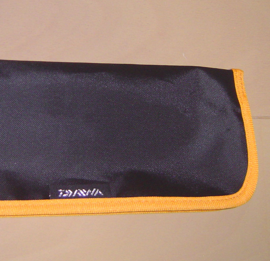 未使用 ダイワ 純正 竿袋 ロッドケース ファスナー付 約145 9 5センチ チャック 開閉 ロッドカバー オレンジふち Daiwa の落札情報詳細 ヤフオク落札価格情報 オークフリー スマートフォン版