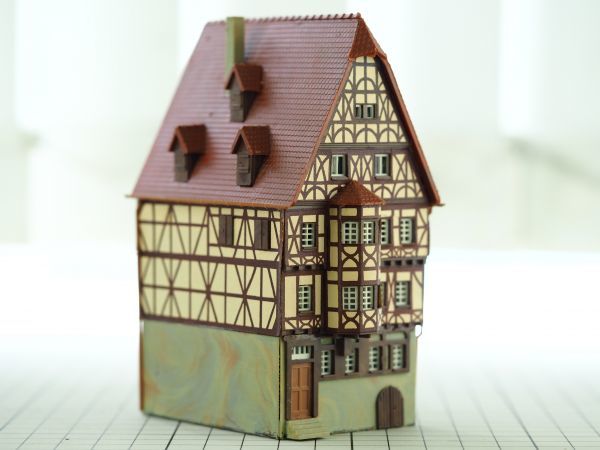 KIBRI ストラクチャー 木組みの家 Miltenberg 1/160 Nゲージ の落札