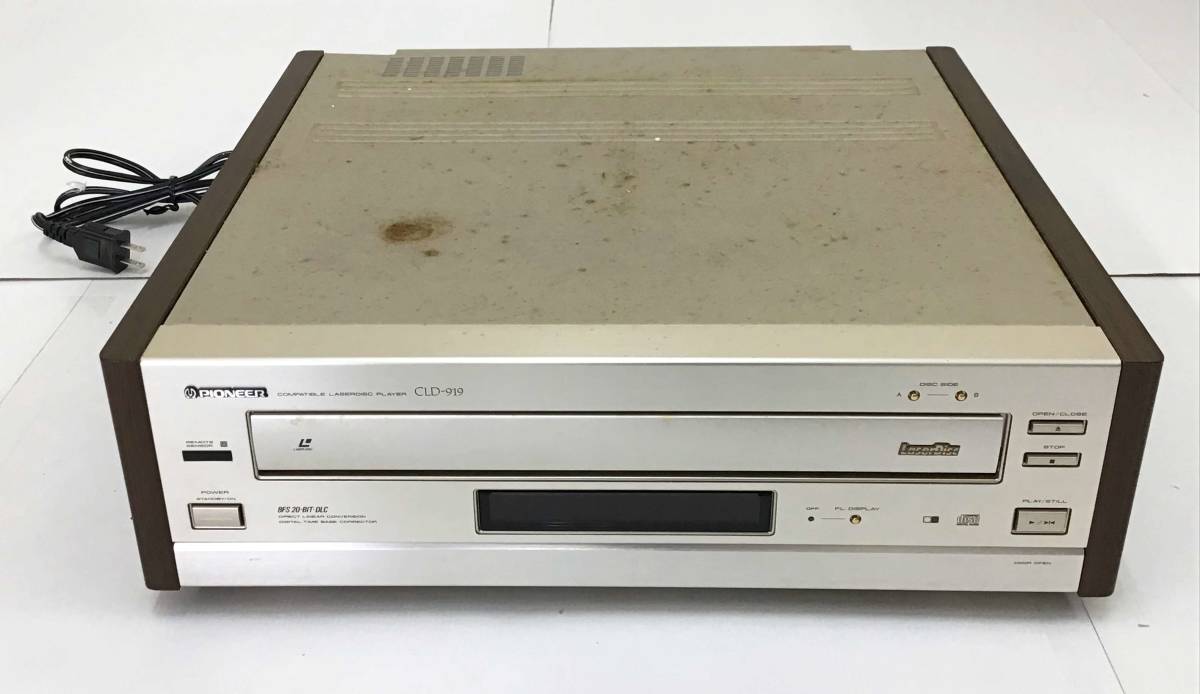 【パイオニア】レーザーディスクプレーヤー／CLD-R4　動作品 コパパチブル レーザーディスク プレーヤーパイオニア CLD-R4 リモコン