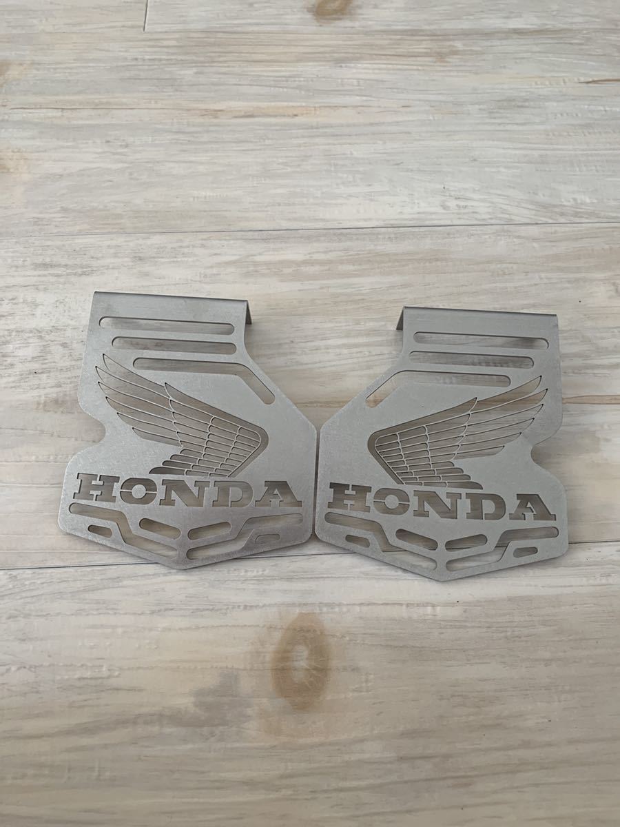 CBR400F キャブカバー パールホワイト Cbx400f Cbr400f キャブレターカバー キャブカバー Cbx cbr HONDAロゴ