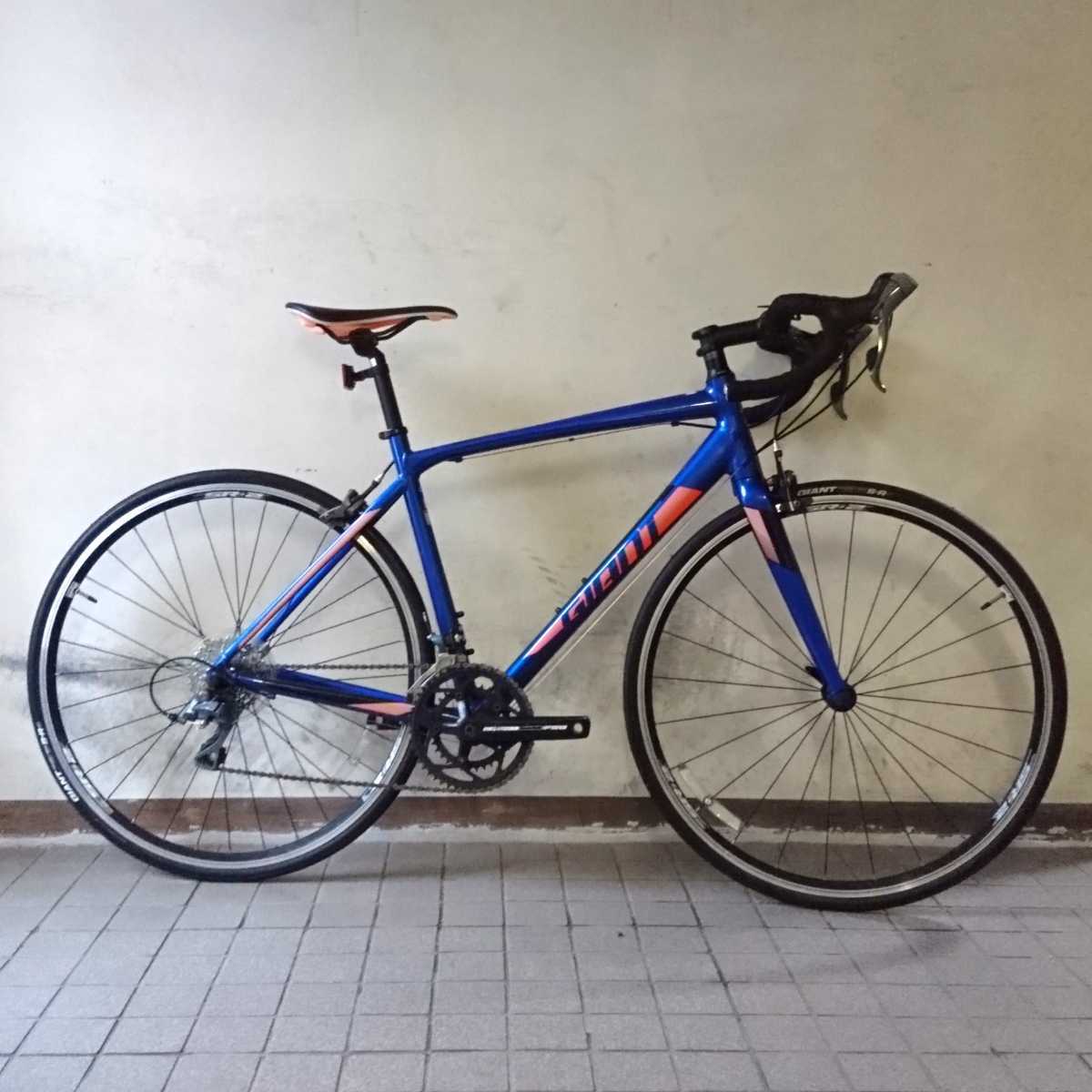 GIANT ジャイアント CONTEND2 ロードバイク SHIMANO claris R2000系