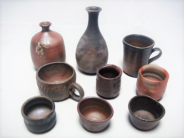 徳利 7 備前焼 冬の酒器−古備前の徳利｜Crossing Lines