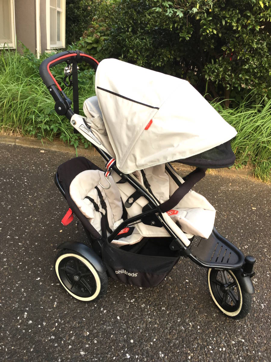 Phil Teds フィル テッズ 2人乗りバギー 双子 ３輪 ベビーカー 中古 直接引取希望 の落札情報詳細 ヤフオク落札価格情報 オークフリー スマートフォン版
