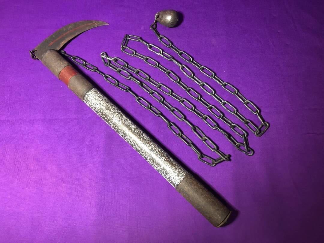 鎖鎌 くさり鎌 忍者鎌 忍鎌 螺鈿細工柄 鎌分銅 全長 約42 5 武具 刀装具 小道具 忍者道具 時代詳細不明 の落札情報詳細 ヤフオク落札価格情報 オークフリー スマートフォン版