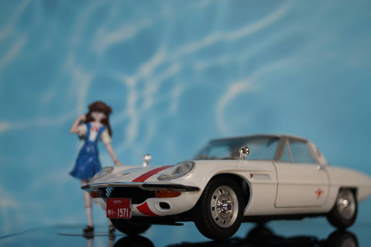 限定品 1/24 エヴァ NARV官用車 w/式波・アスカ・ラングレー ハセガワ