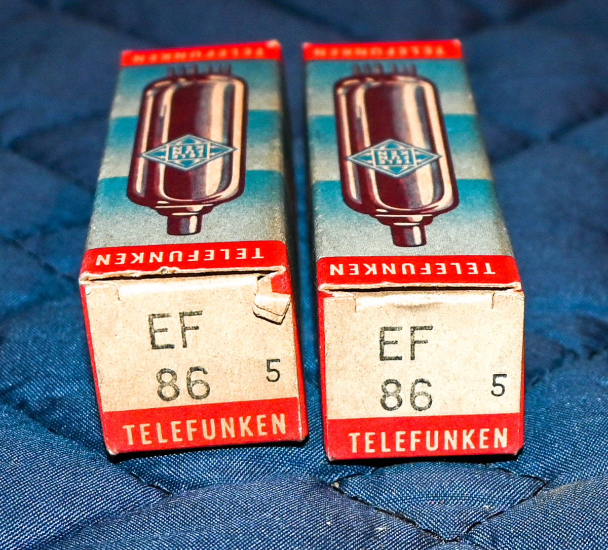 Telefunken / テレフンケンEF86 元箱入 長期保管 ダイヤマークあり