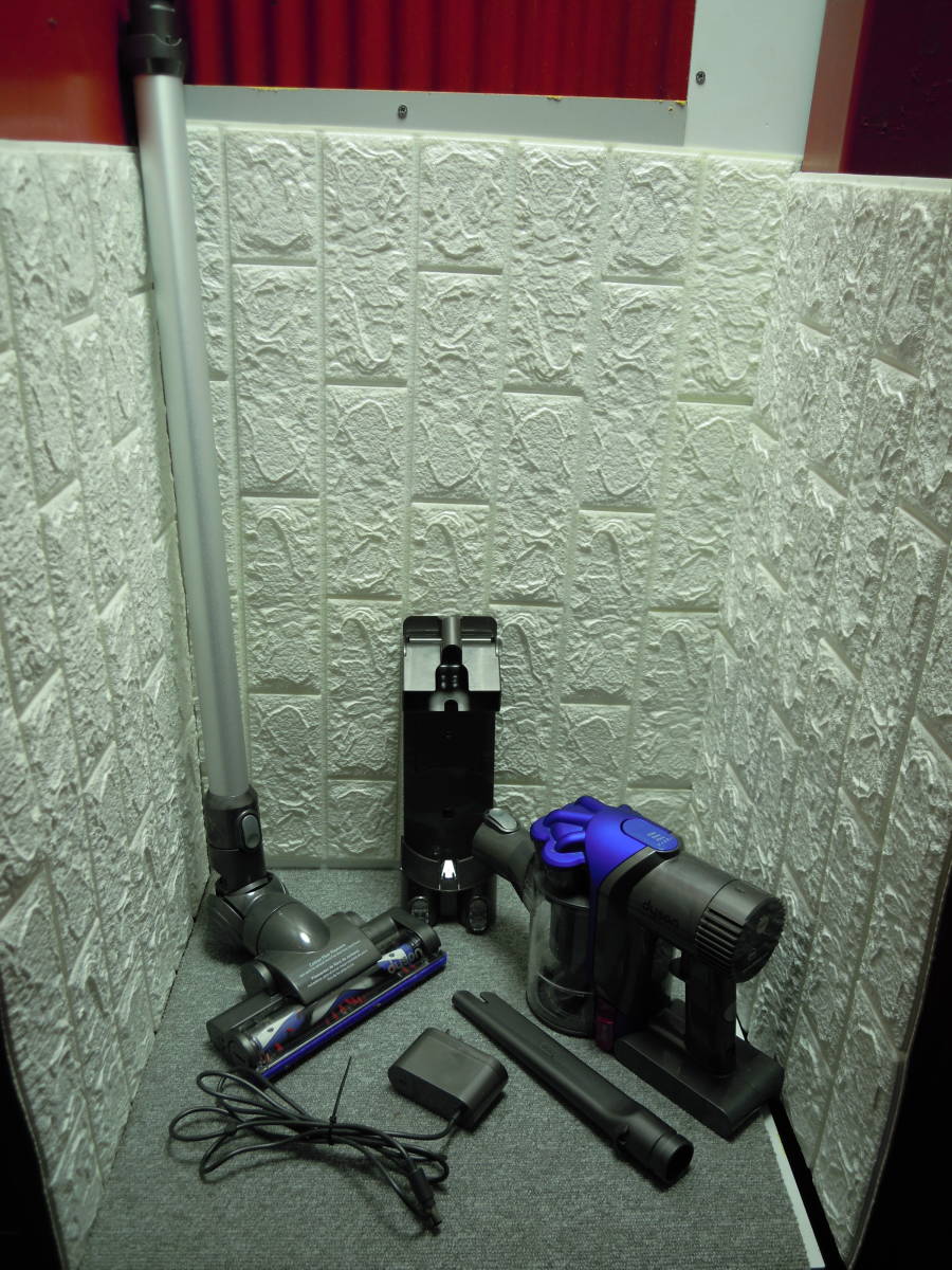 中古品 動作確認済み Dyson ダイソン Digital Slim Dc35 Multi Floor モーターヘッド コードレスクリーナー 掃除機 の落札情報詳細 ヤフオク落札価格情報 オークフリー スマートフォン版