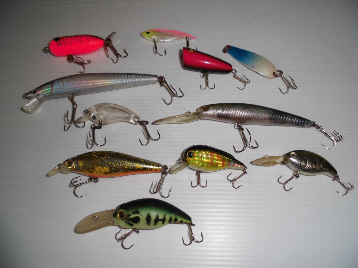 訳あり １円 格安 バス用 ハードルアー １１個 セット クランクベイト ミノー 鉄板バイブ トップウォーター バス釣り 入門 の落札情報詳細 ヤフオク落札価格情報 オークフリー スマートフォン版