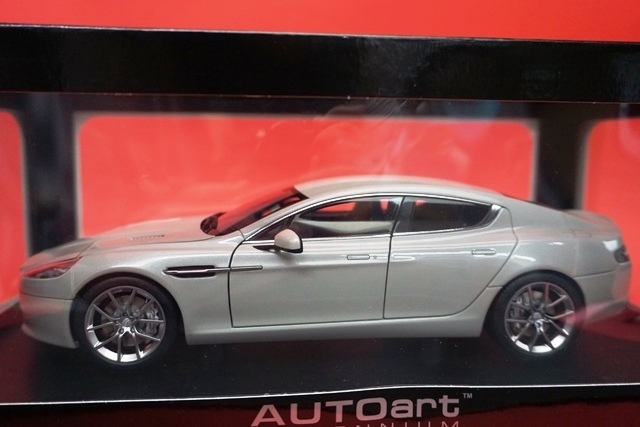 アストンマーティン ラピード シルバー 1/18 オートアート AUTOart オートアート 1/18 ASTON MARTIN アストンマーチン Rapide