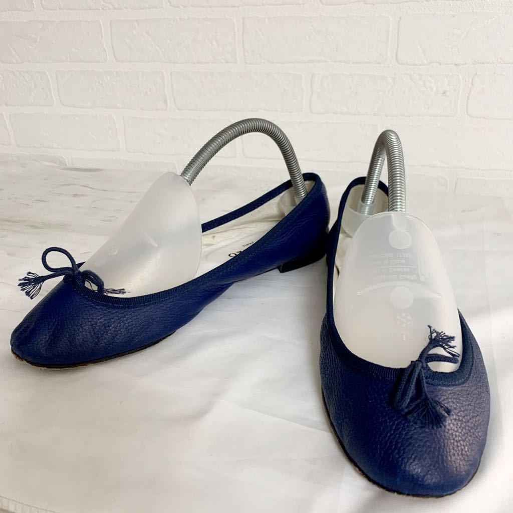 1009 Repetto レペット レザー サンダル ぺたんこシューズ スリッポン ネイビー レディース サイズ 39 24 5相当 の落札情報詳細 ヤフオク落札価格情報 オークフリー スマートフォン版