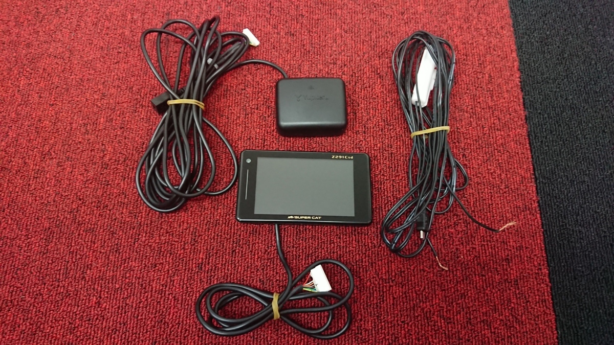 Yupiteru ユピテル Z291csd セパレート Gps レーダー探知機 19年 スタンド 説明書 無し の落札情報詳細 ヤフオク落札価格情報 オークフリー スマートフォン版
