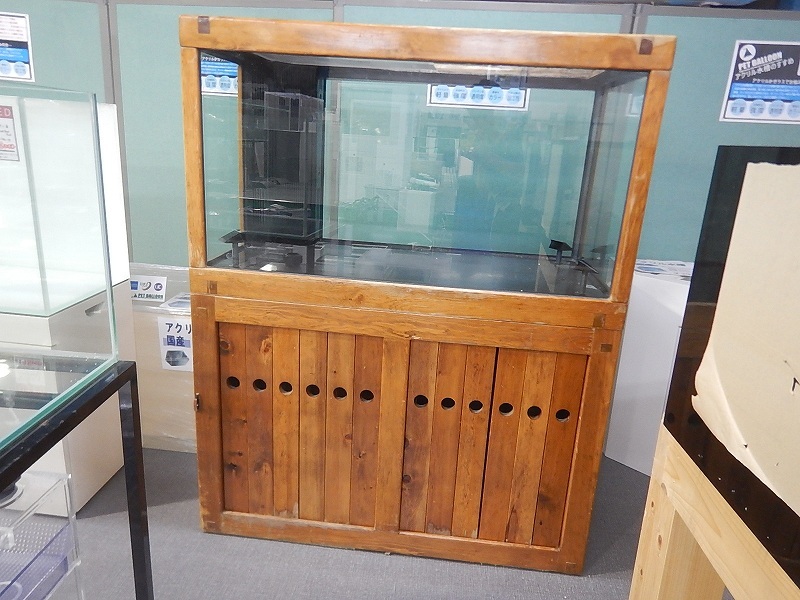 リユース品 ｗ1ｃｍオーバーフロー水槽セット 店頭受け渡し限定 熱帯魚 中古 0927 の落札情報詳細 ヤフオク落札価格情報 オークフリー スマートフォン版