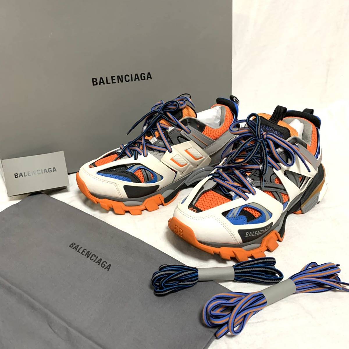 balenciaga スニーカー箱付き 新品未開封です | www.rosineyecare.com