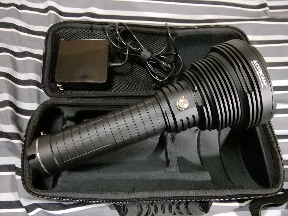 レア Acebeam X70 エースビーム 64 000ルーメン Xhp70 2 12灯 Xｈp ｈi E4 1a Cri80 現行モデル 最強 のフラッシュライト の落札情報詳細 ヤフオク落札価格情報 オークフリー スマートフォン版