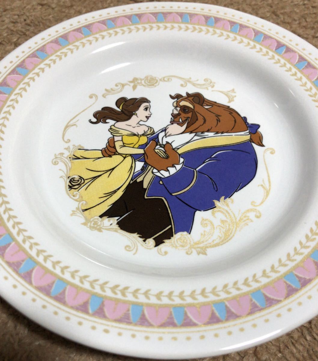 新品 ディズニー ランド 美女と野獣 スーベニア プレート 皿 食器 陶器 ニューファンタジーランド 新エリア ディズニープリンセス ベル の落札情報詳細 ヤフオク落札価格情報 オークフリー スマートフォン版