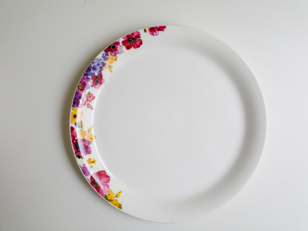 Francfranc プレート 皿 フランフラン フロナ Lサイズ 4枚セット 25cm 丸皿 花柄 ピンク 食器 洋食器 キッチン の落札情報詳細 ヤフオク落札価格情報 オークフリー スマートフォン版