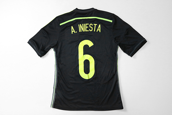 イニエスタ サイン ユニフォーム ICONS サッカー スペイン代表 証明書