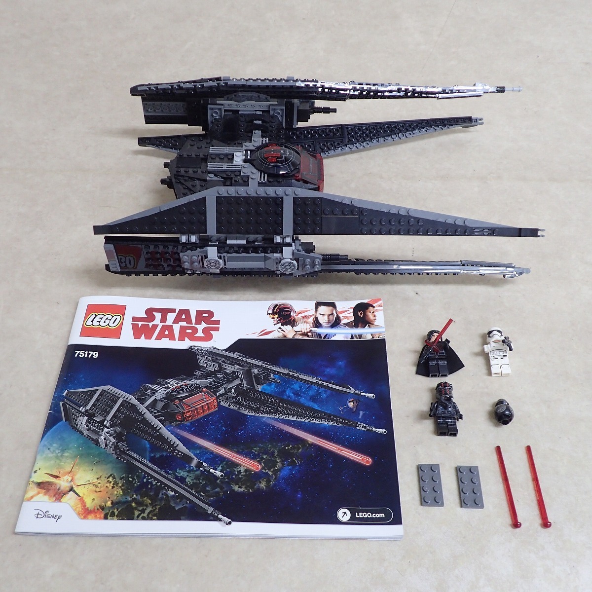 レゴ スターウォーズ カイロレンのコマンドーシャトル 75104 ダース 