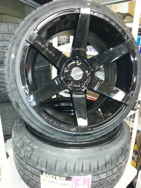 新品】SHOGUN A1 18インチ ×10.5J +15 5H-114.3☆2本とタイヤ(235/40