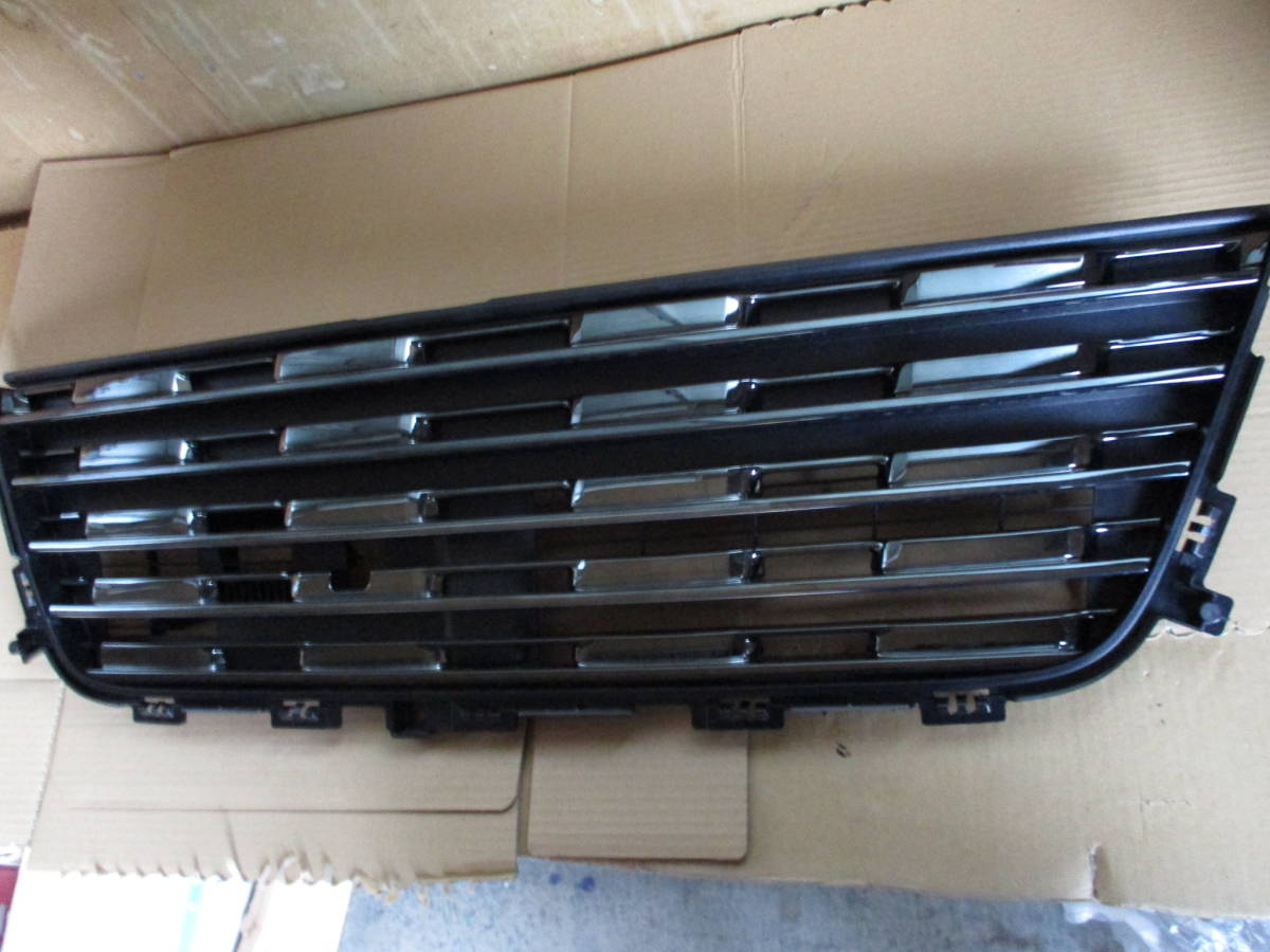 フロントグリル 新車外し スペーシア カスタム MK53S 71740-79R60