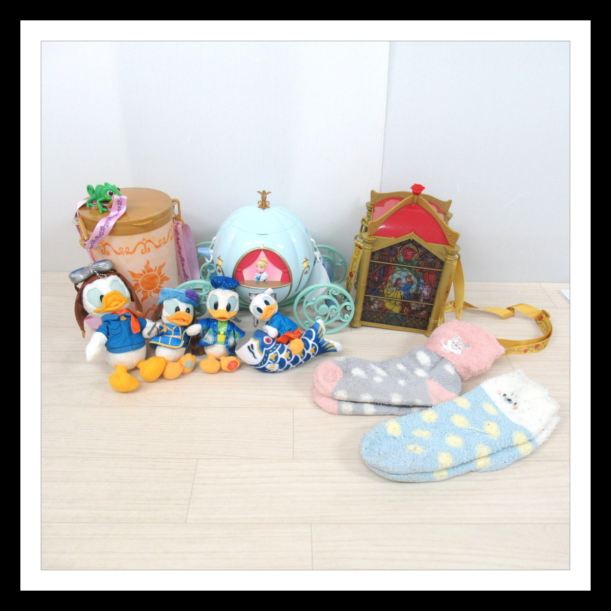 同梱可 ディズニーリゾート ポップコーンバケット 美女と野獣 ラプンツェル シンデレラ 3点セット レア 光る 10 の落札情報詳細 ヤフオク落札価格情報 オークフリー スマートフォン版