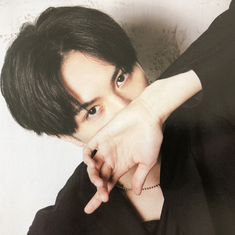○ 中島健人のKENTREND / Sexy Zone ＃半顔メイク 雑誌 切り抜き 1P