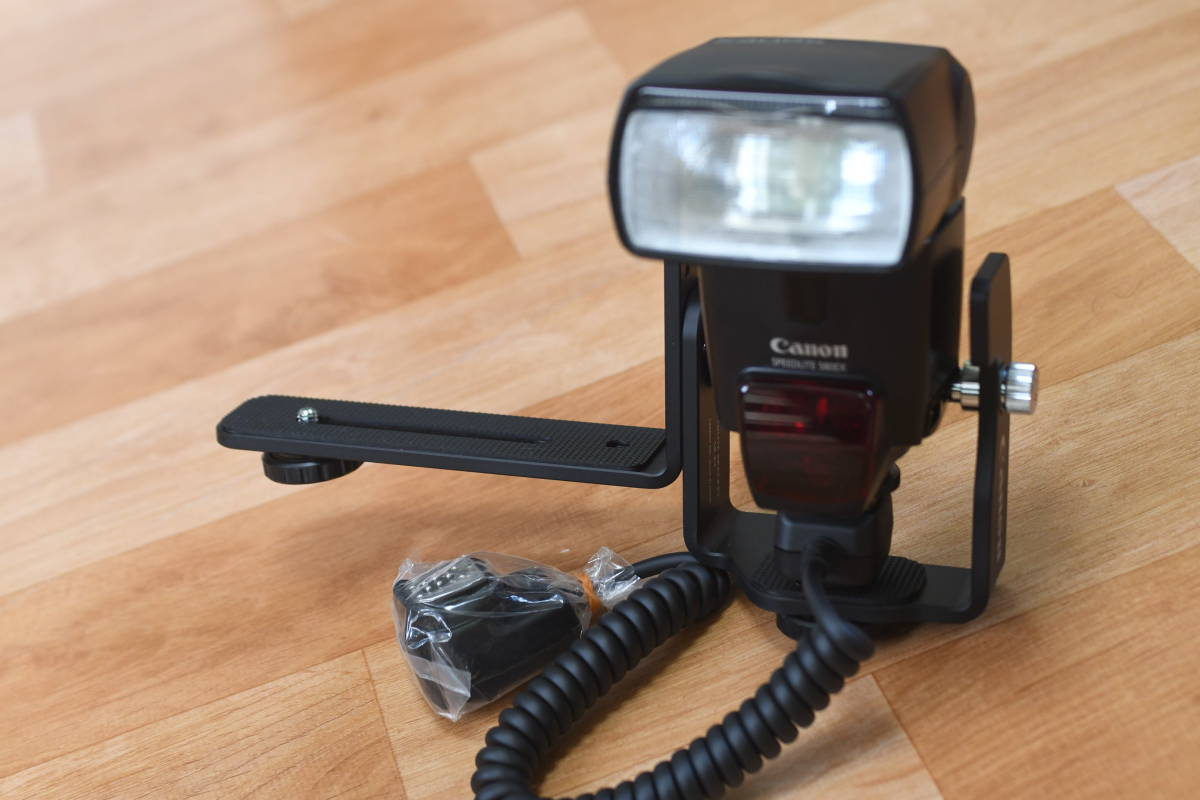 【中古】★中古品★Canon・キヤノン スピードライトブラケットSBE2(a)！ の落札情報詳細 ヤフオク落札価格情報 オークフリー