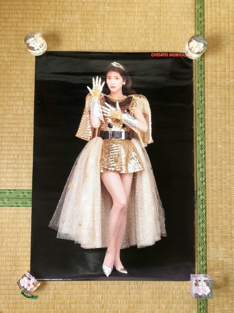 32）森高千里 ポスター ミニスカート・スパンコール