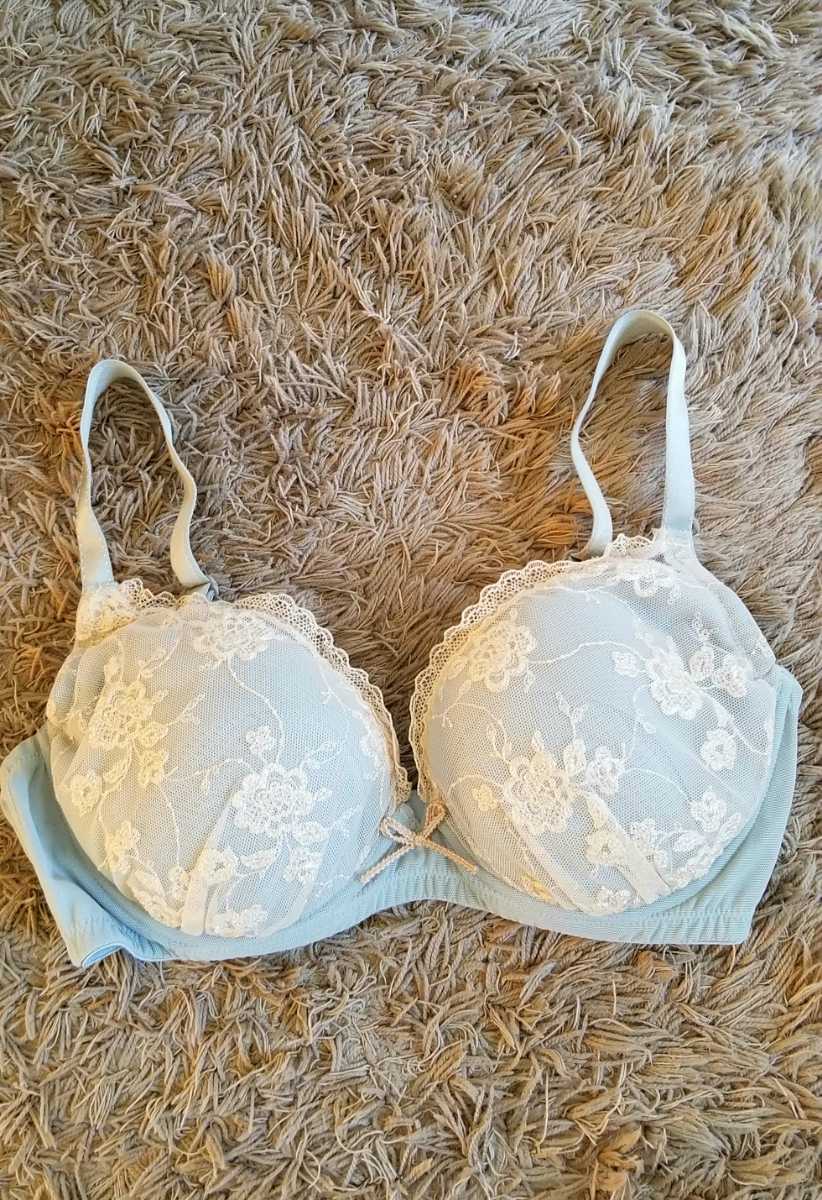 新品 ゆん Ol28歳 Fカップブラ 可愛い 綺麗系 タンス整理品eco の落札情報詳細 ヤフオク落札価格情報 オークフリー スマートフォン版