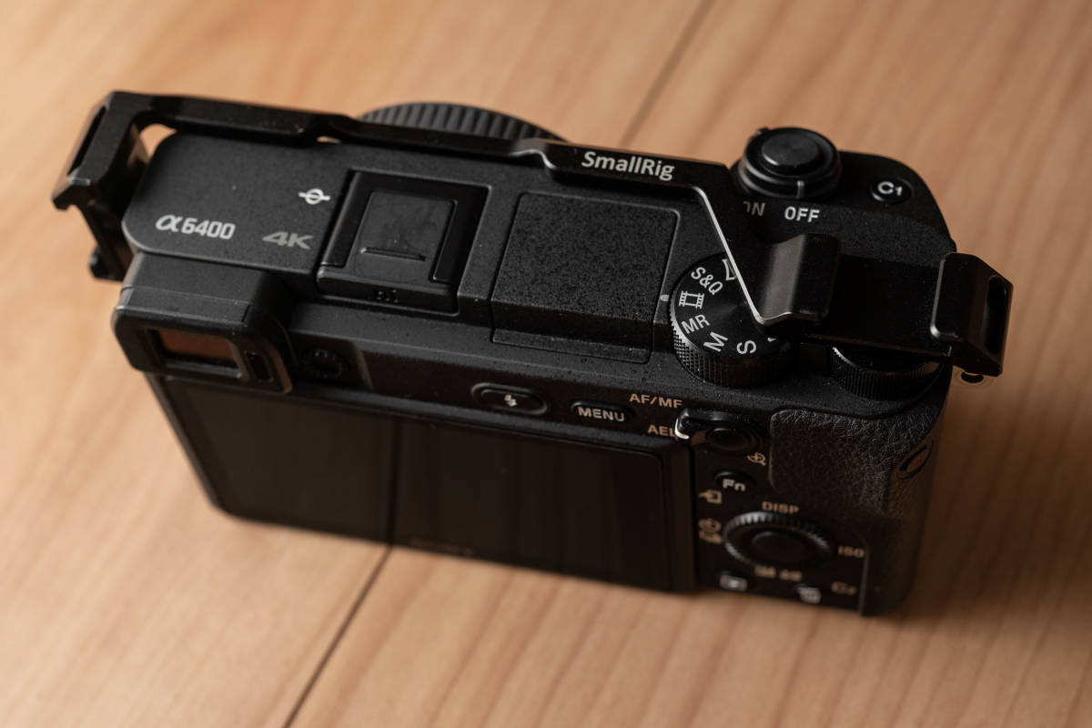 Sony α6400 本体＋付属品（バッテリー×2＋その他） 【公式通販】