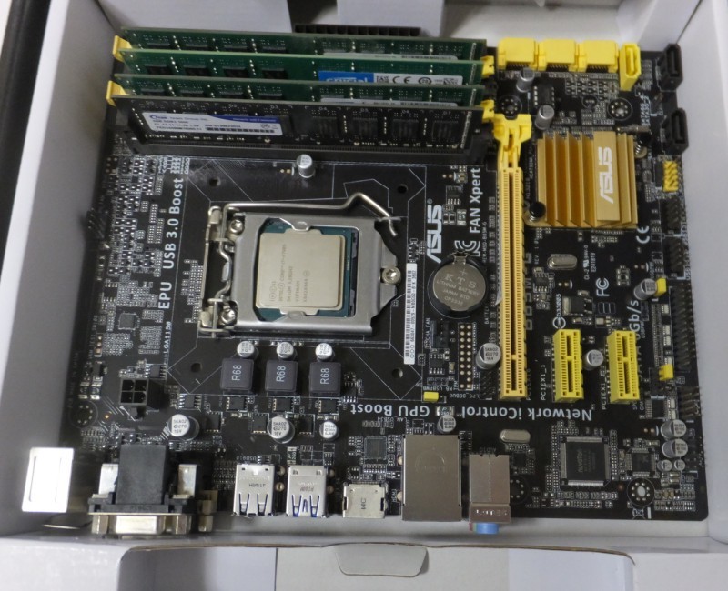 ASUSエイスース B85M-G Micro ATXマザーボード & 第4世代CPU Intel