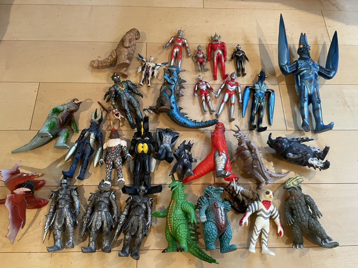 ウルトラマン 怪獣 ソフビ まとめて たくさん ジャンク品 の落札情報詳細 ヤフオク落札価格情報 オークフリー スマートフォン版