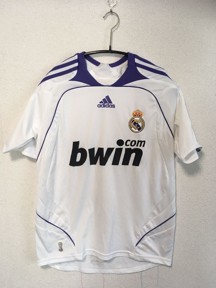 ユニフォーム レアルマドリードの最近30日の オークション落札価格一覧 オークフリー スマートフォン版