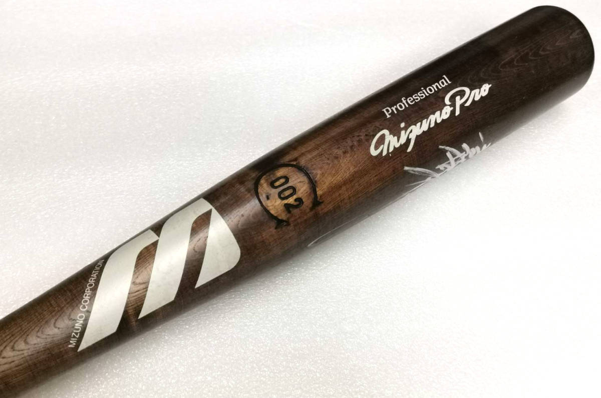 希少 読売ジャイアンツ 吉村禎章さん＃7 直筆サイン入りバット NPB