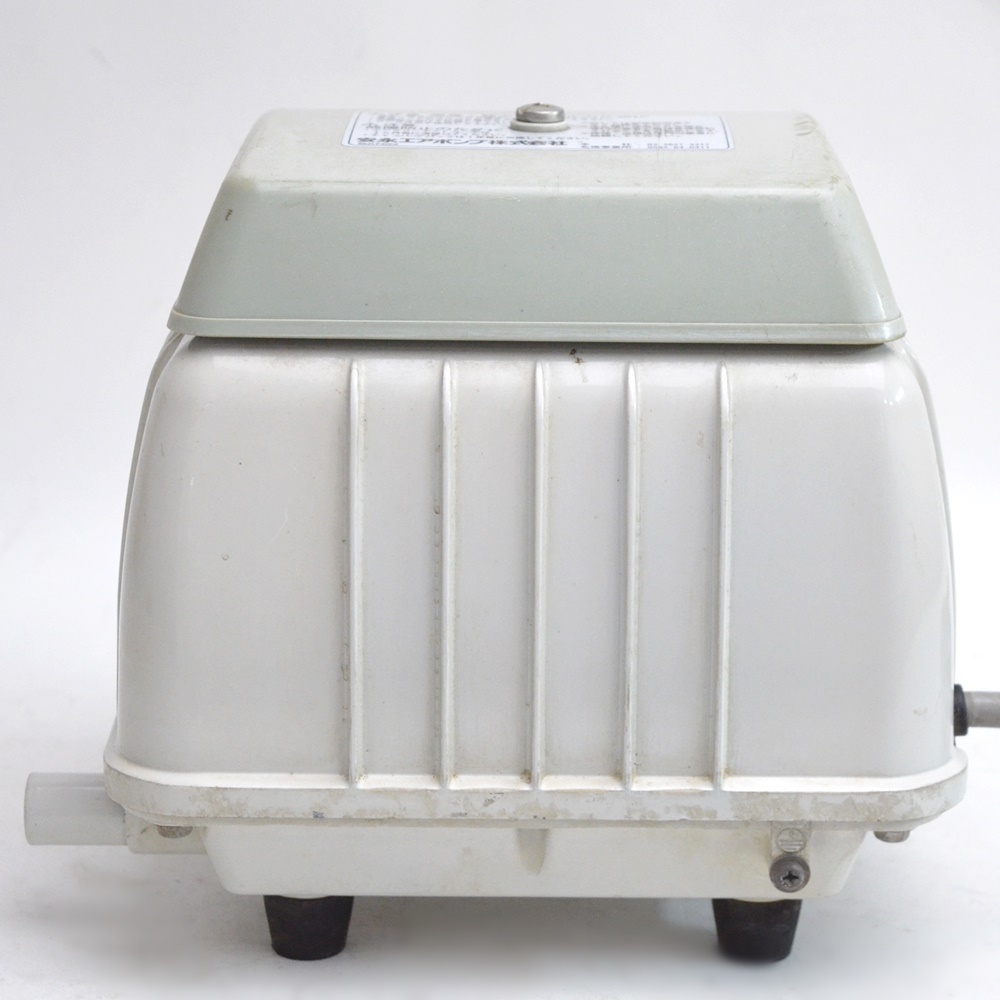 安永エアポンプ エアーポンプ Lp 40ahc 常用圧力0 012mpa 風量43l Min 屋外用 Yasunaga の落札情報詳細 ヤフオク落札価格情報 オークフリー スマートフォン版