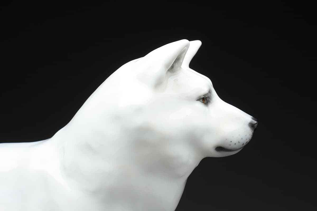 ノリタケボーンチャイナ 秋田犬 置物