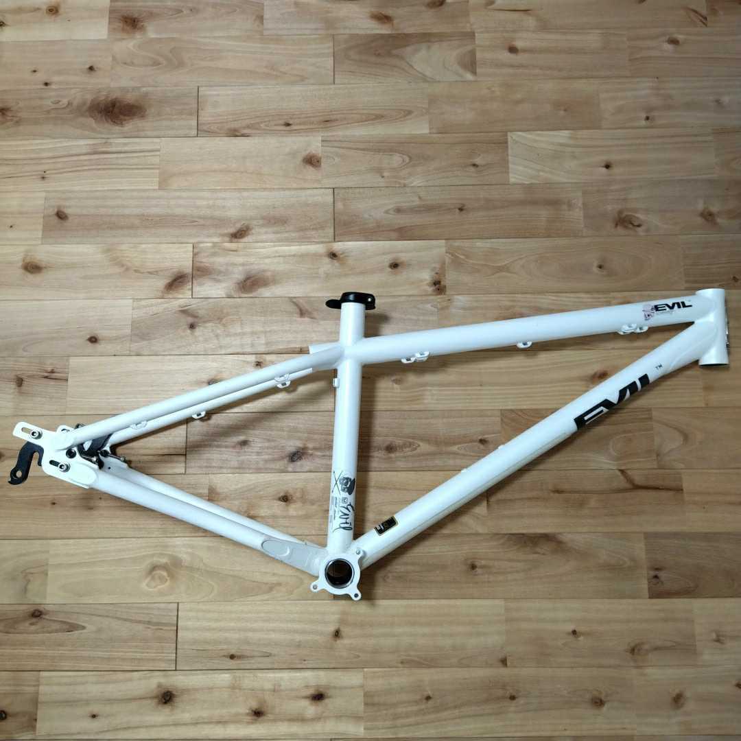 Evil Sovereign イービル ソブリン 26インチ クロモリハードテイル