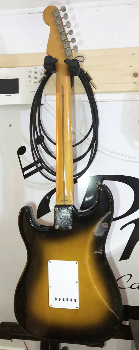 Fender Japan ST-57 ストラトキャスター タバコサンバースト Kシリアル