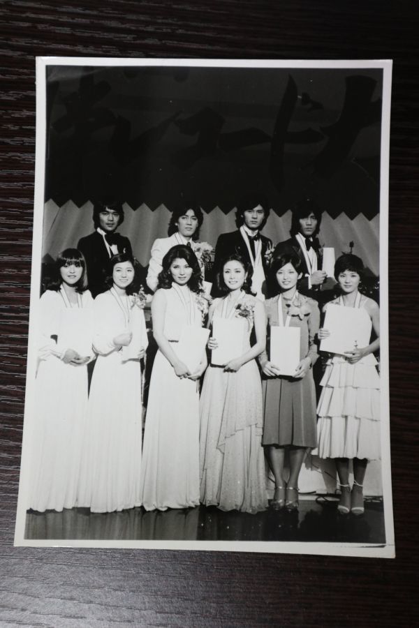 レコードまとめ売り　石川さゆり、岩崎宏美など13枚セット　昭和レトロ レコードまとめ売り 石川さゆり、岩崎宏美など13枚セット 昭和