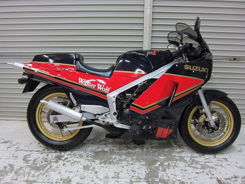 やや傷や汚れあり】スズキ RG500Γ RG500ガンマ HM31A ウォルターウルフ