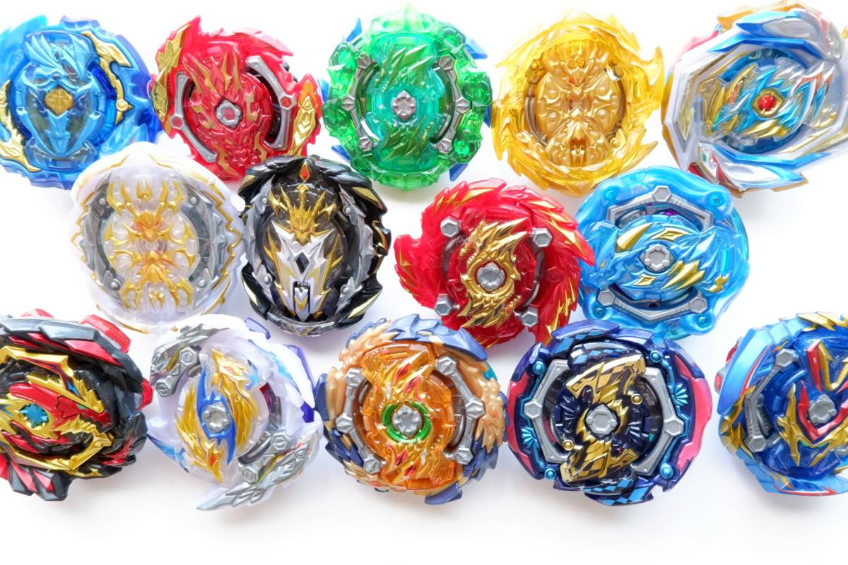 【引退品】ベイブレードバースト まとめ売り スタジアムつき ベイブレードバースト引退品 (ベイブレード まとめ売り