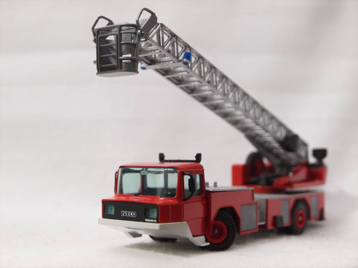 やや傷や汚れあり】イベコ-マギルス DL 23-12 はしご車 IVECO