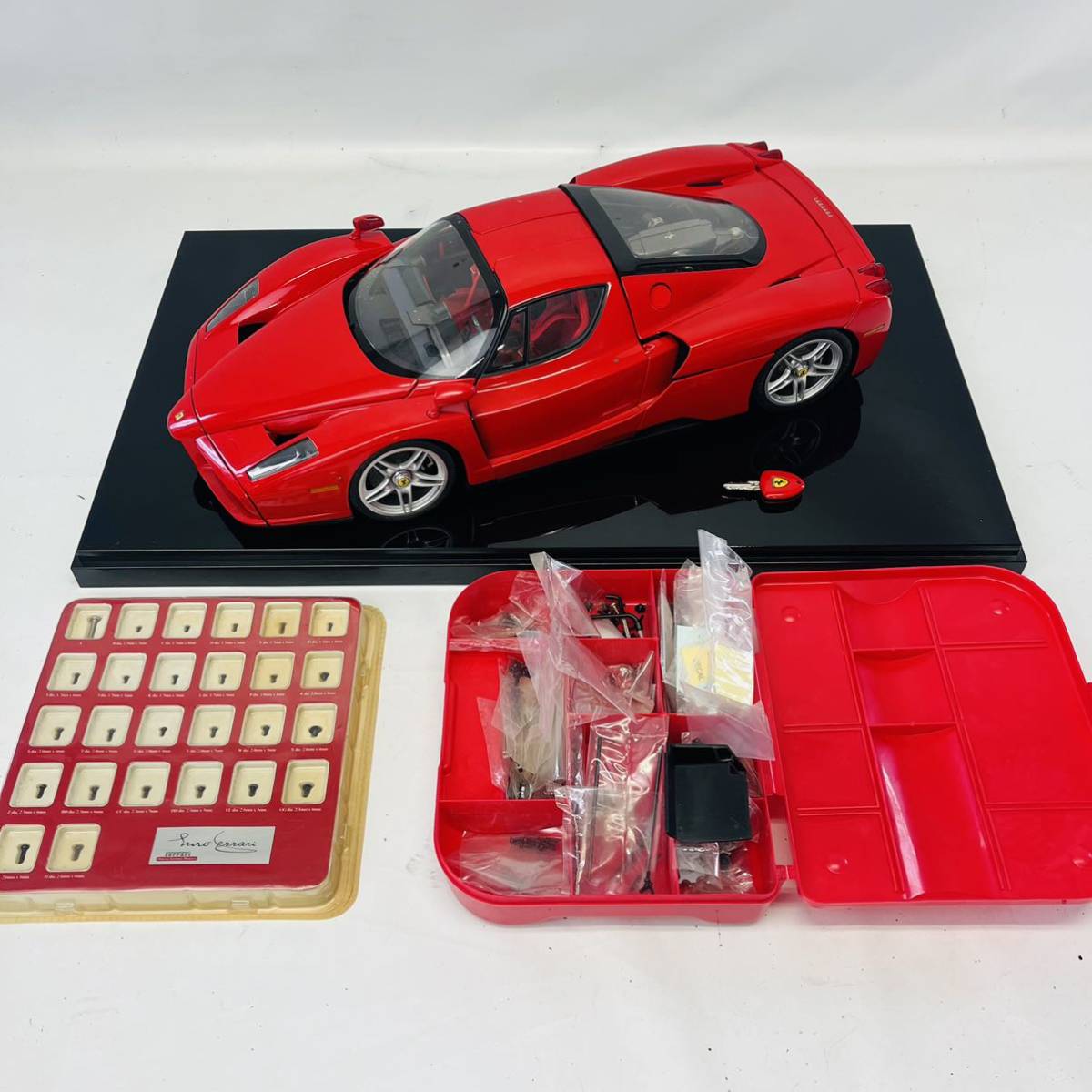 ディアゴスティーニ エンツォ 1/10 1／10スケール エンツォフェラーリ