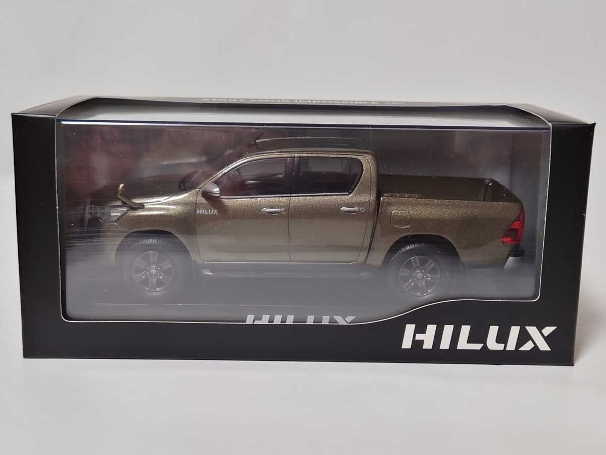1/30 トヨタ 新型ハイラックス HILUX 後期 最新モデル 非売品