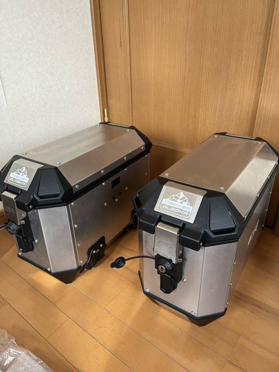 GIVI TREKKER ALASKAシリーズ おーい 36Lサイドケース左右セット