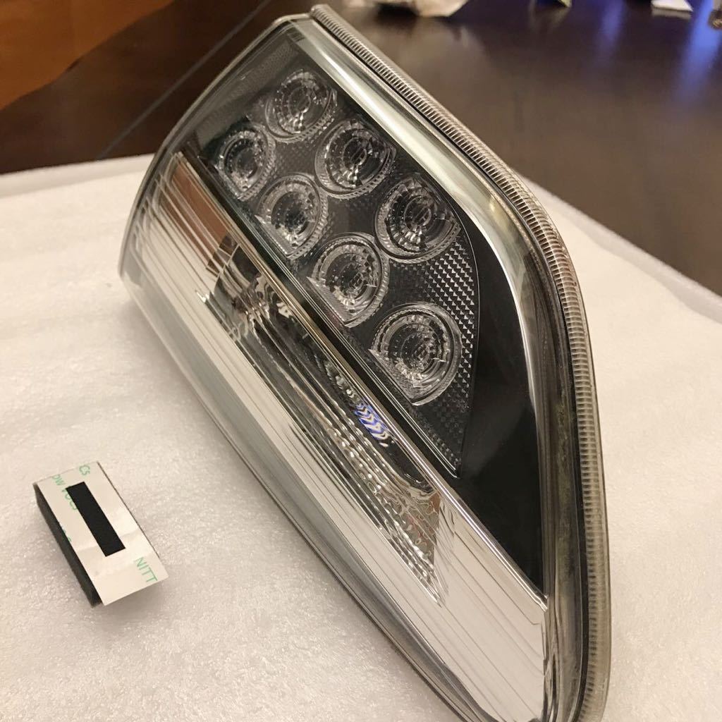 やや傷や汚れあり】トヨタ ウィッシュ ZGE20 右フィニッシャー 右
