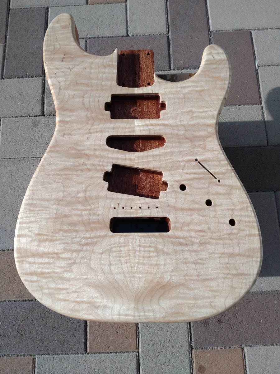 IBANEZ SRG371FM フレイムトップ！ハードテイル ノントレモロ Yahoo!オークション -「371」(アイバニーズ) (本体)の落札相場